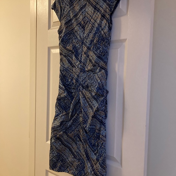 Le Chateau wedding guest / formal dress - Picture 5 of 7